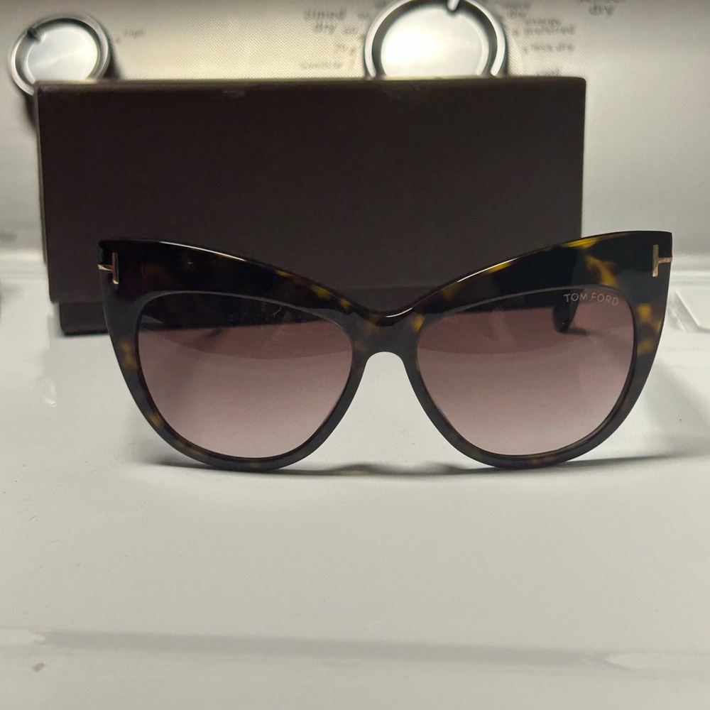 Tom Ford Women’s Tortoiseshell Cat Eye Sunglasses - Brown Gradient